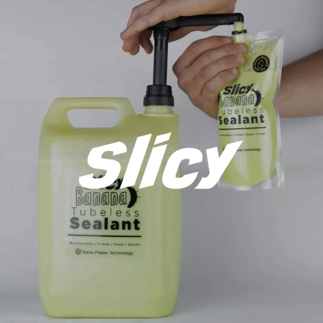 Bidon de préventif Slicy Banana Sealant avec système de remplissage pouch – liquide tubeless pour pneu vélo