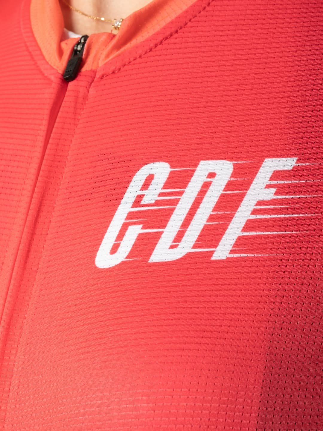 Maillot cycliste rouge vif CDF, collection été 2025 AERO de Chef de File